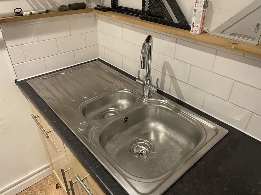 New stainless steel sink and tap